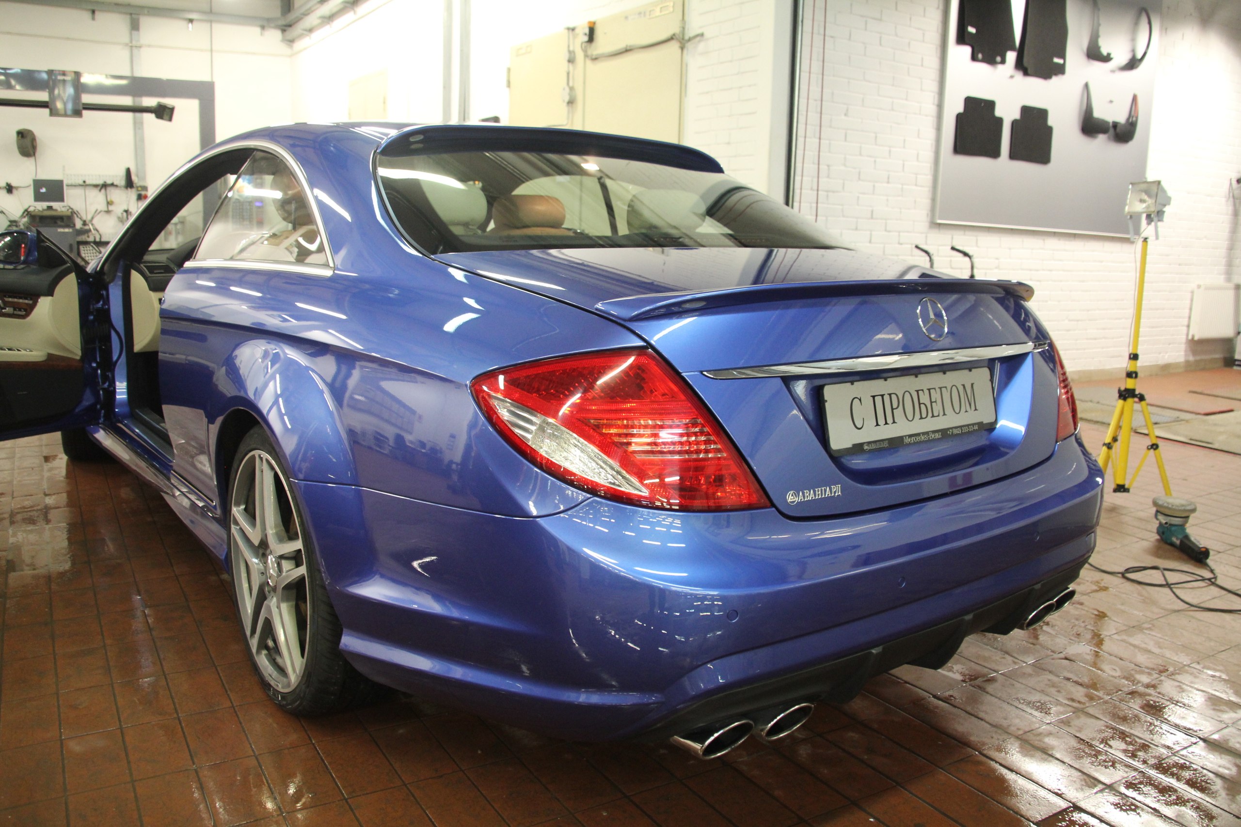 Mersedes вид сзади слева после реставрации mersedes вид сзади слева после реставрации фото